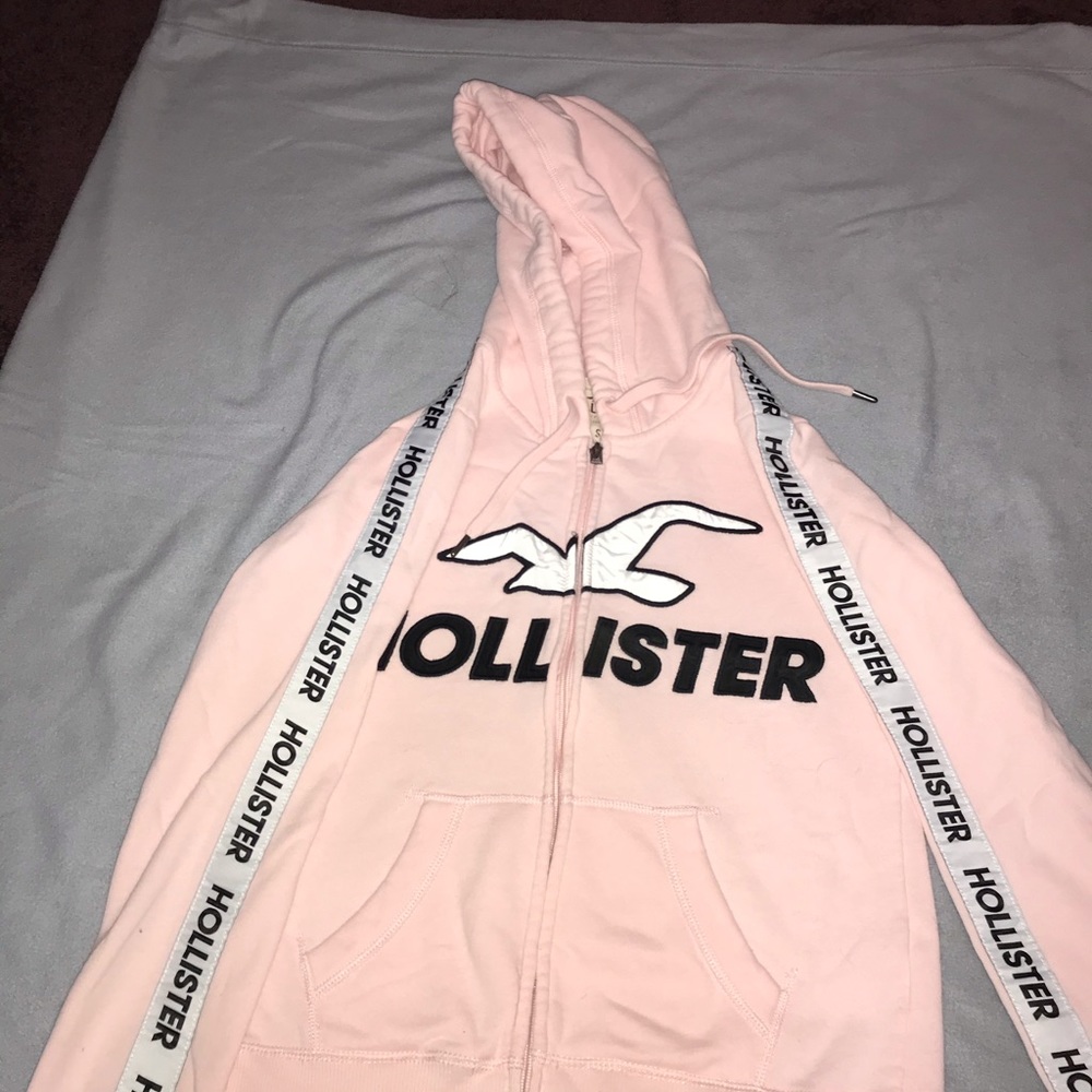 Hollister zip up